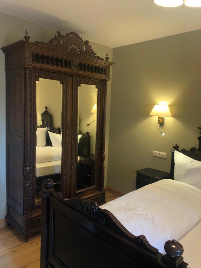 Hotel Anno 1848 Lindern Bagian luar foto