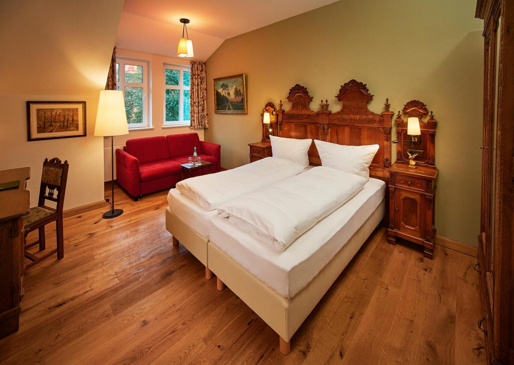 Hotel Anno 1848 Lindern Bagian luar foto